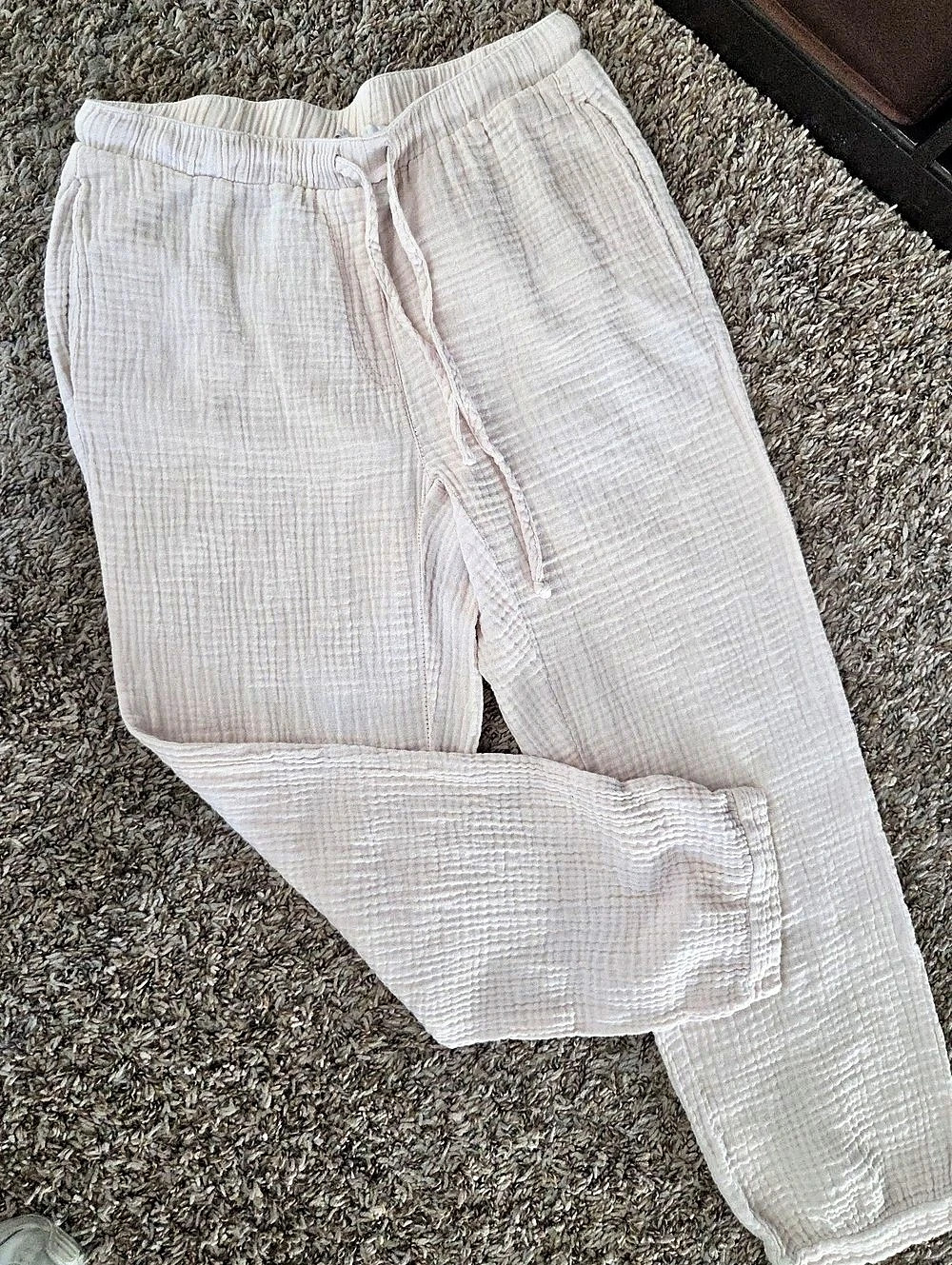 Olivia & Joy Gauze Straight Leg Pants in White